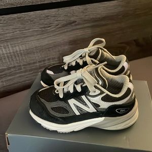 Toddler New Balance 990v6